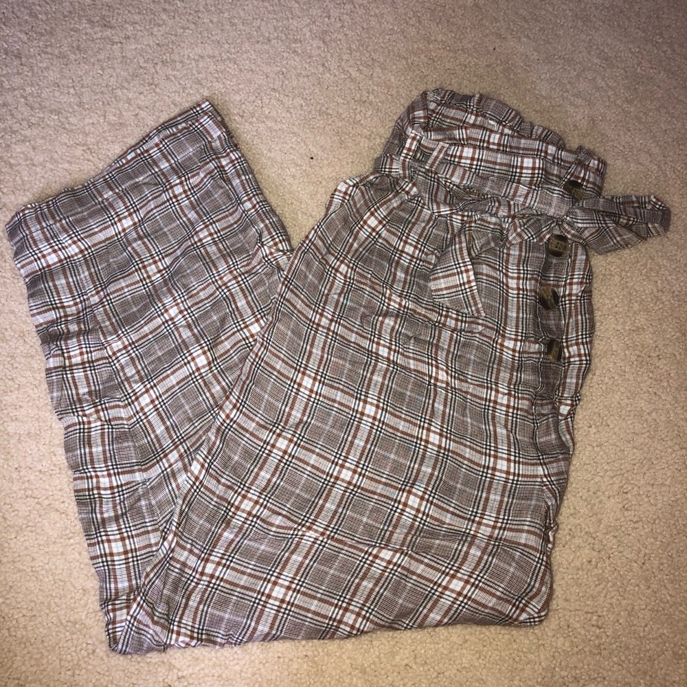 AE - stretchy pants!